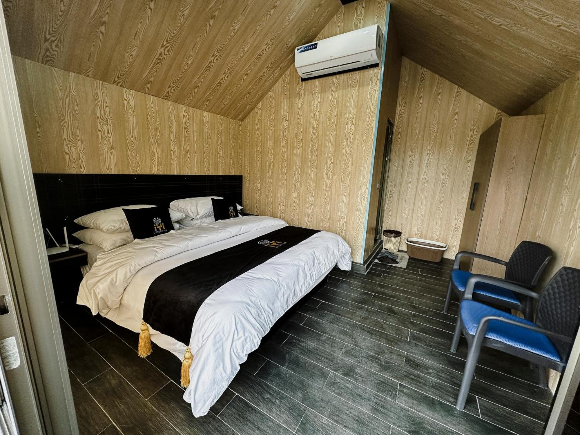 Iyi Luxury Inn Swat Saidu Sharif Exterior foto