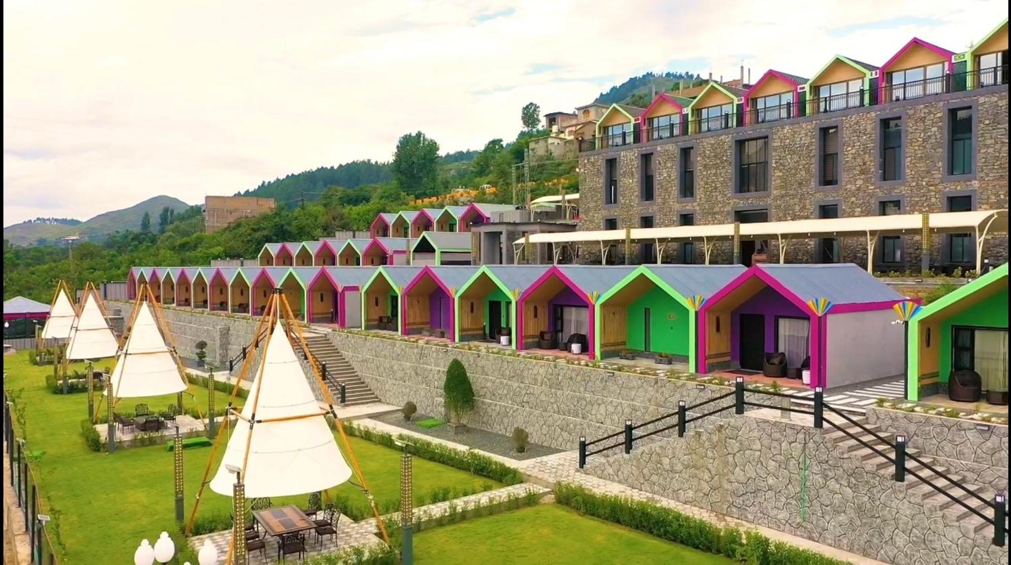 Iyi Luxury Inn Swat Saidu Sharif Exterior foto