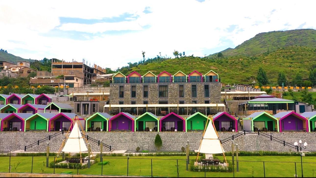 Iyi Luxury Inn Swat Saidu Sharif Exterior foto